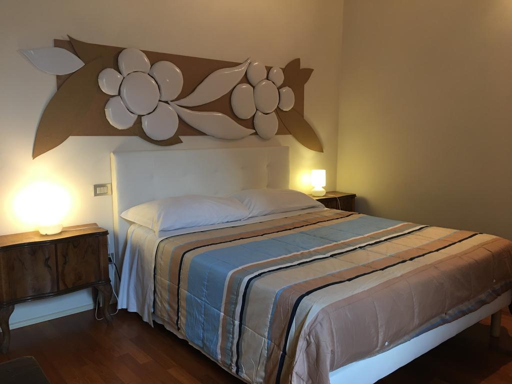 מאנטובה Domus Nova Residenza Il B&B מראה חיצוני תמונה