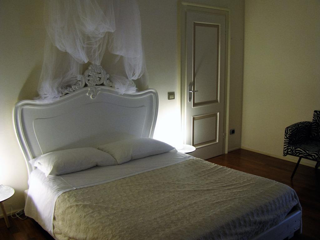 מאנטובה Domus Nova Residenza Il B&B מראה חיצוני תמונה
